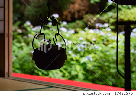 Fishing tea kettle 17482579