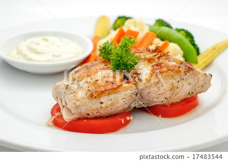 Grilled fish Grilled fish 17483544