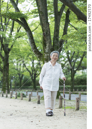 80-year-old grandma walk 17492570