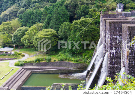 Kagonji-shi Bunshichi Dam, Kagawa Prefecture 17494504