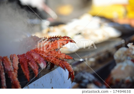 Crab legs in line Crab legs in line 17494638