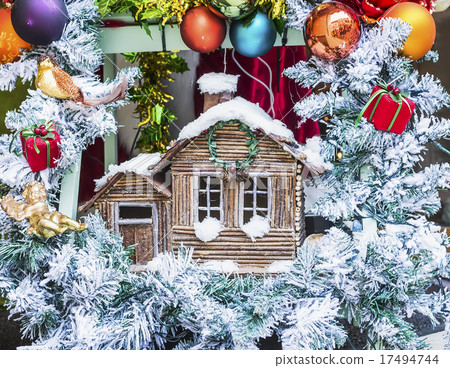 Cristmas tree decoration Cristmas tree decoration 17494744