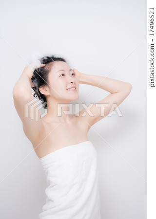 洗髮水的女人 洗髮水的女人 17496521