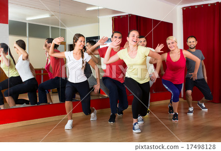 People on dancing lesson 17498128