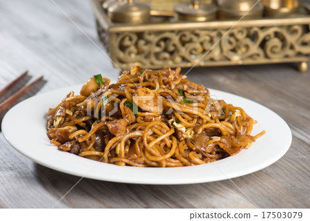 Fried Penang Char Kuey Teow 17503079