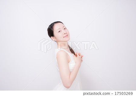深呼吸的女人 17503269