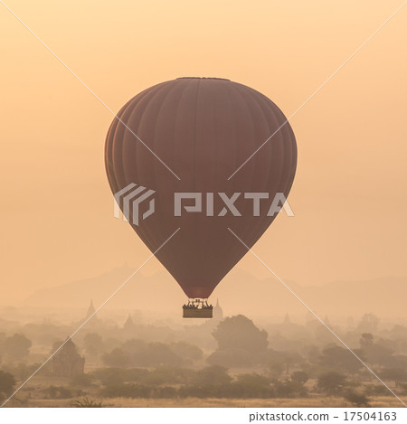 Tamples of Bagan, Burma, Myanmar, Asia. 17504163