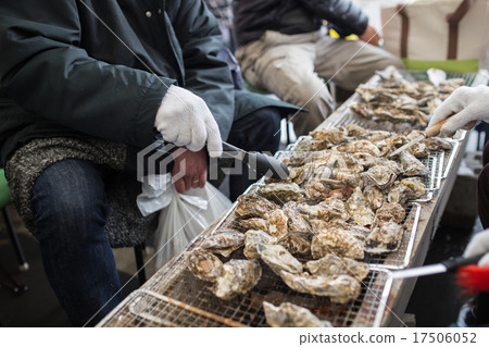 Okayama prefecture Nichi-shi oyster festival grilled oyster 17506052