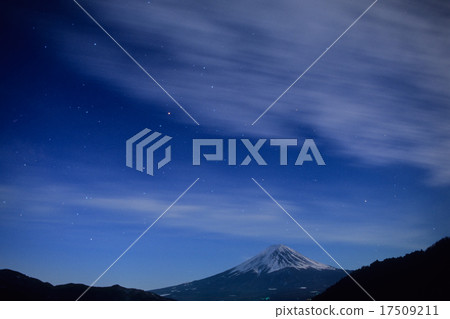 富士山和星空 17509211