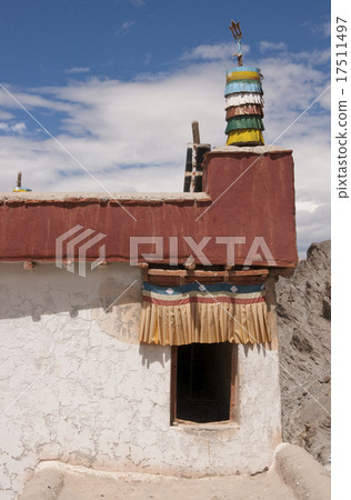 Budhist Temple 17511497