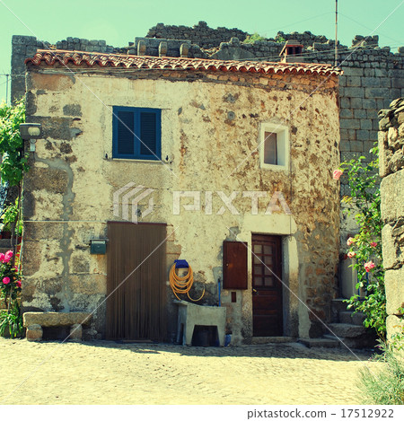 old stone rural house(Portugal) 17512922