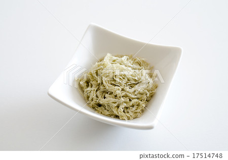 Tororo kelp 17514748