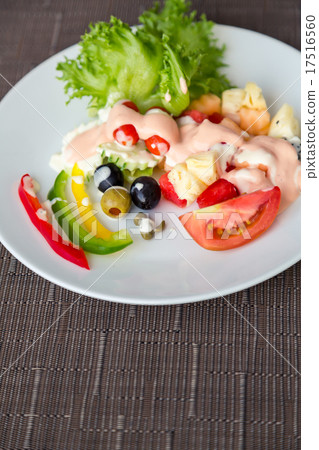 Fresh vegetable salad Fresh vegetable salad 17516560