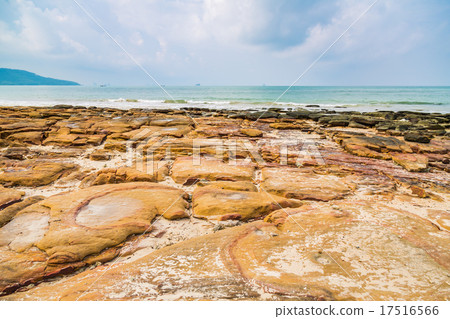 Rocks on the beach 17516566