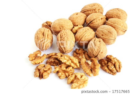 Walnuts Walnuts 17517665