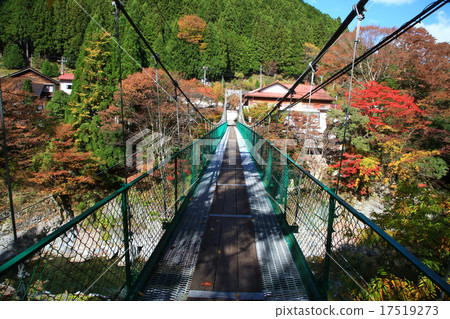 Mitarai Valley Autumn Temple Tenkawa Village Nara Prefecture 17519273