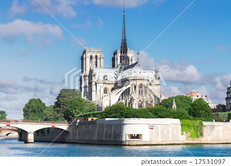 Notre Dame cathedral, Paris France Notre Dame cathedral, Paris France 17531097