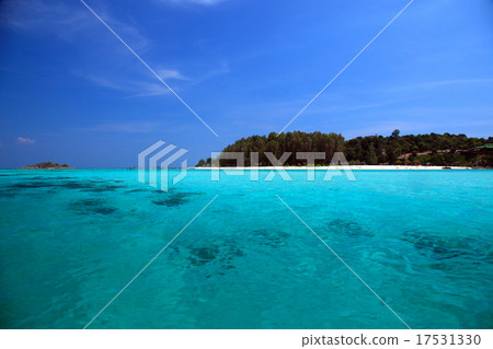 Landscape of Andaman Sea with sea coast at Lipe 17531330
