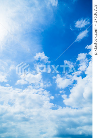 天空晚夏天空秋天天空9月天空藍天棉花雲彩積雲拷貝空間文本空間綜合背景雲彩 天空晚夏天空秋天天空9月天空藍天棉花雲彩積雲拷貝空間文本空間綜合背景雲彩 17536718