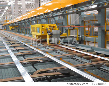 Aluminum lines on a conveyor belt in a factory. 17538083