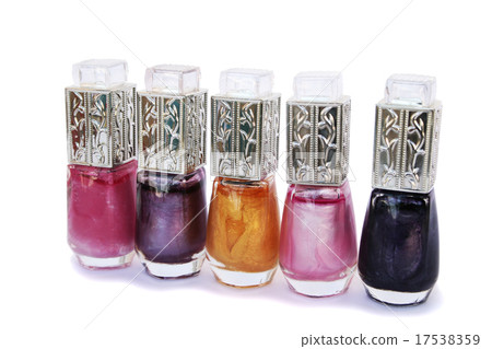 Nail polishes 17538359