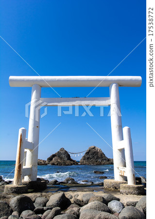 Futami-gaura Torii Futami-gaura Torii 17538772