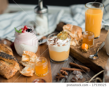 fresh breakfast fresh breakfast 17539325