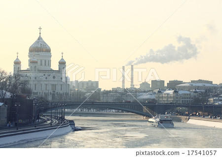 Moscow Kremlin Cathedral winter landscape embankment Moscow Kremlin Cathedral winter landscape embankment 17541057