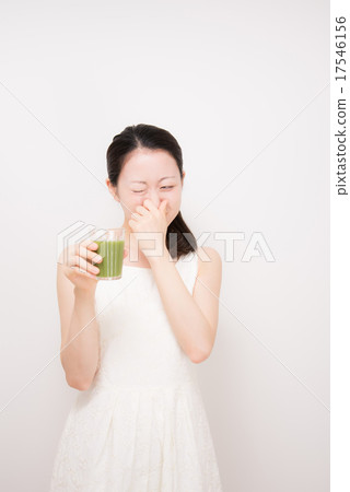綠汁女人 17546156