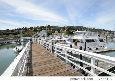 California, USA Sausalito 17546199