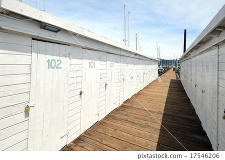 California, USA Sausalito 17546206