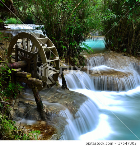 Kuang Si Waterfall, Luang prabang, Laos 17547302