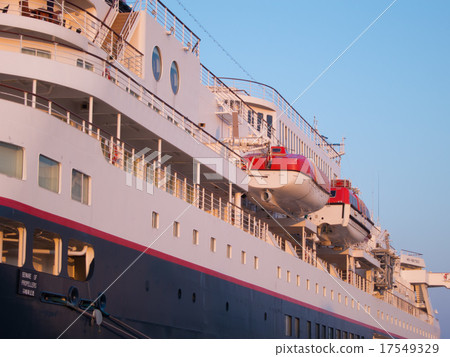 Nippon Maru Nippon Maru 17549329
