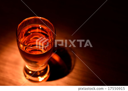 Whiskey Straight 17550915