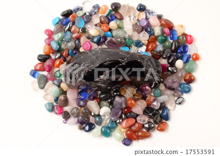 Obsidian and ore 17553591