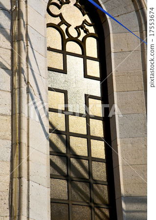 rose window  italy  lombardy     in  the vara  17553674