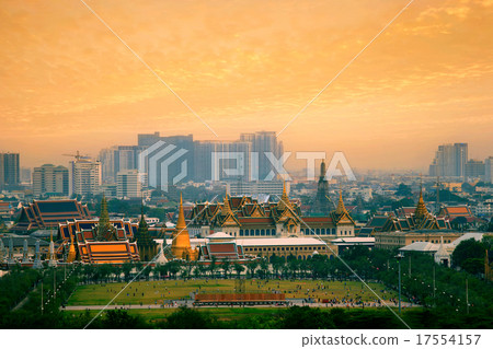Wat Phra Kaew 17554157