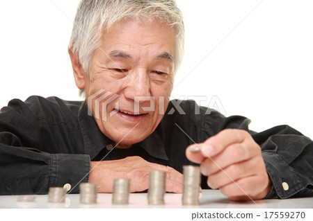 省錢的老人 17559270