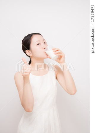 Smoothie ladies Smoothie ladies 17559475