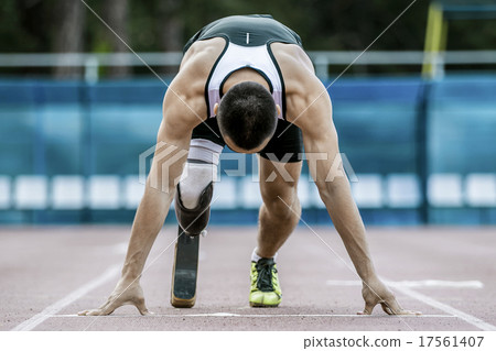 Explosive start of athlete with handicap Explosive start of athlete with handicap 17561407