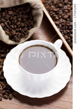 Coffee grunge background, vivid bright theme 17565265
