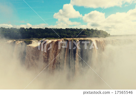 Iguazu 17565546