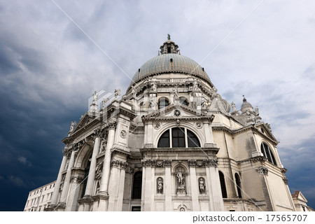 Basilica Santa Maria della Salute - Venezia Italy 17565707