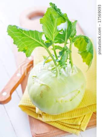 Cabbage kohlrabi 17569093