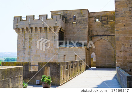 Fortified walkway in Olite Fortified walkway in Olite 17569347