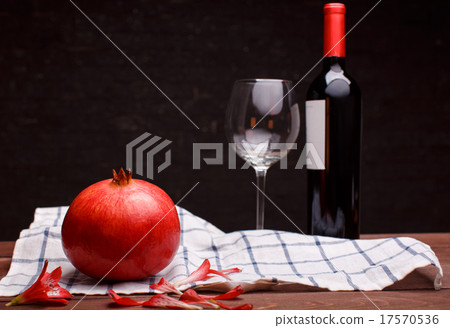 pomegranate pomegranate 17570536