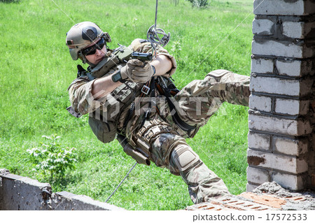 rappeling with weapons 17572533