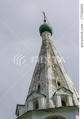 Suzdal 17586609