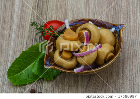 Pickled champignon Pickled champignon 17586987