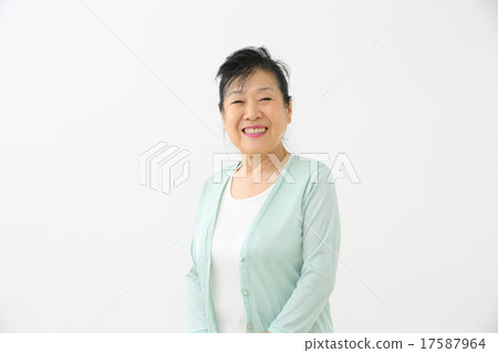 女性肖像 17587964